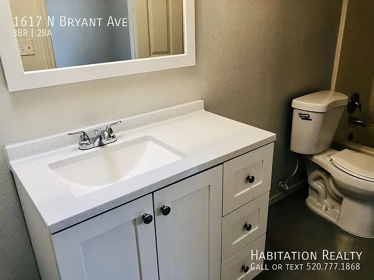 1617 N Bryant Ave — Photo 13