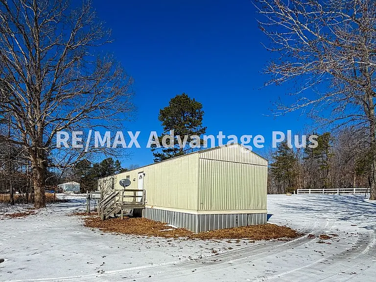 29 Oak Ln — Photo 17