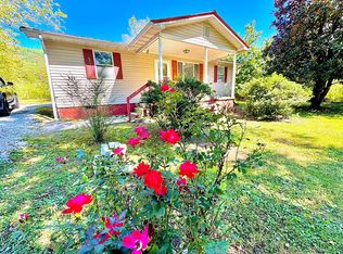 706 Wooldridge Ln, Jellico, TN 37762