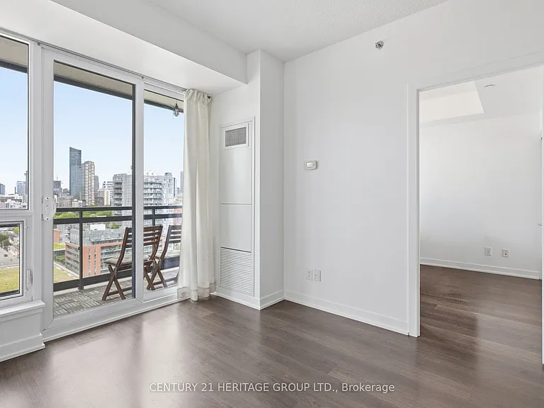 225 Sackville St #1508 — Photo 9