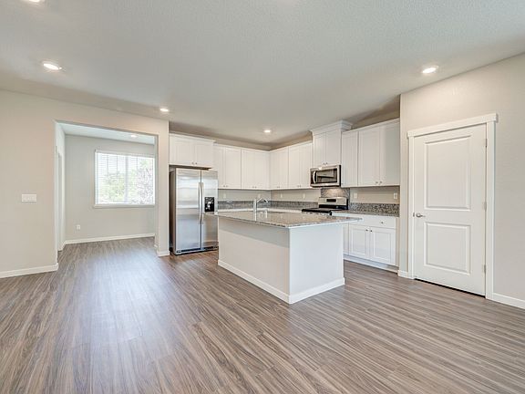 All stainless-steel Whirlpool R appliances included