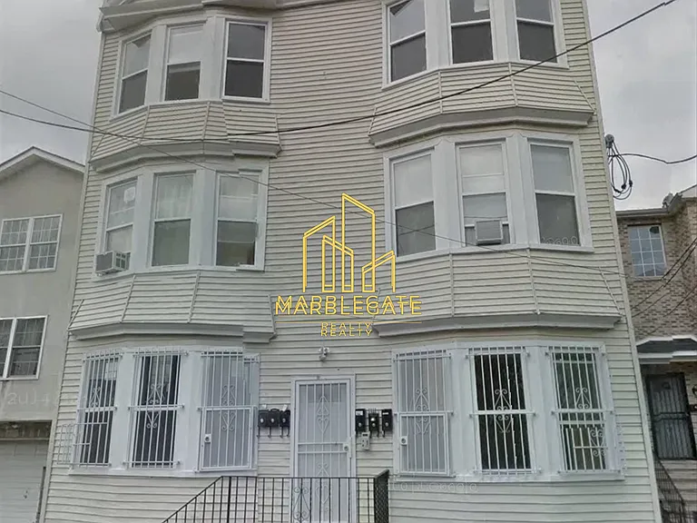 66 N 9th St #B33 — Photo 1