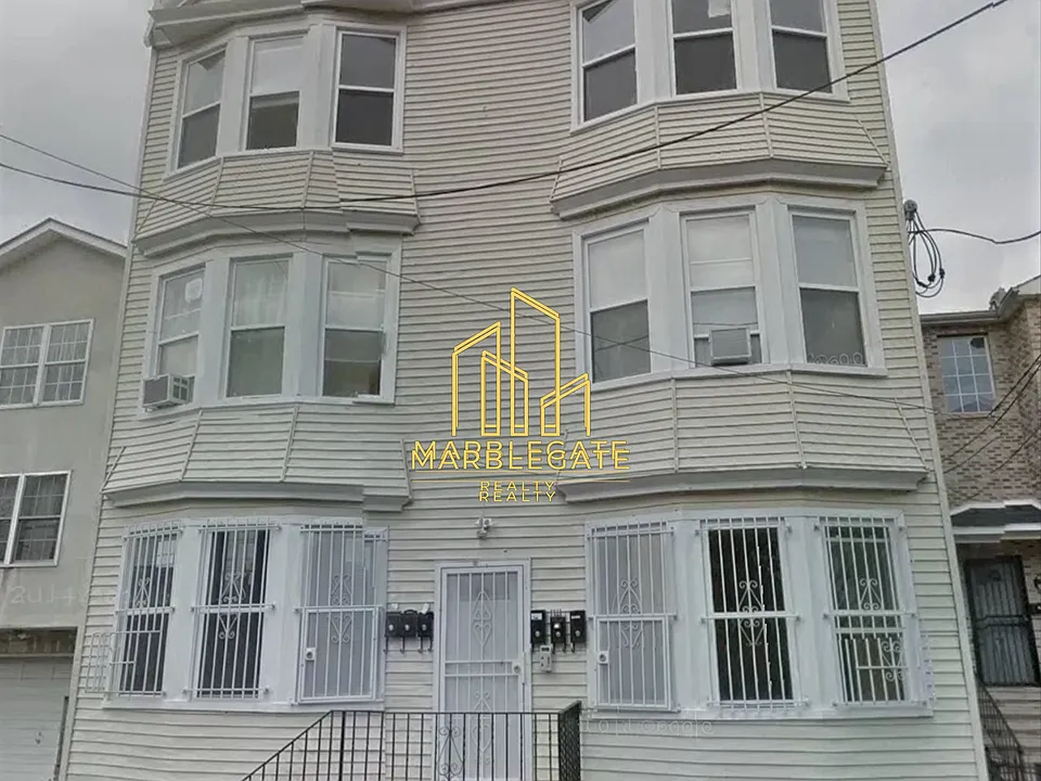 66 N 9th St #B33