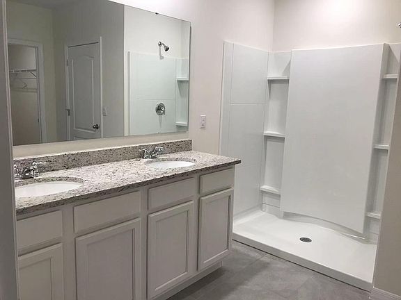 4th image of 5701 Eaglesnest Ct