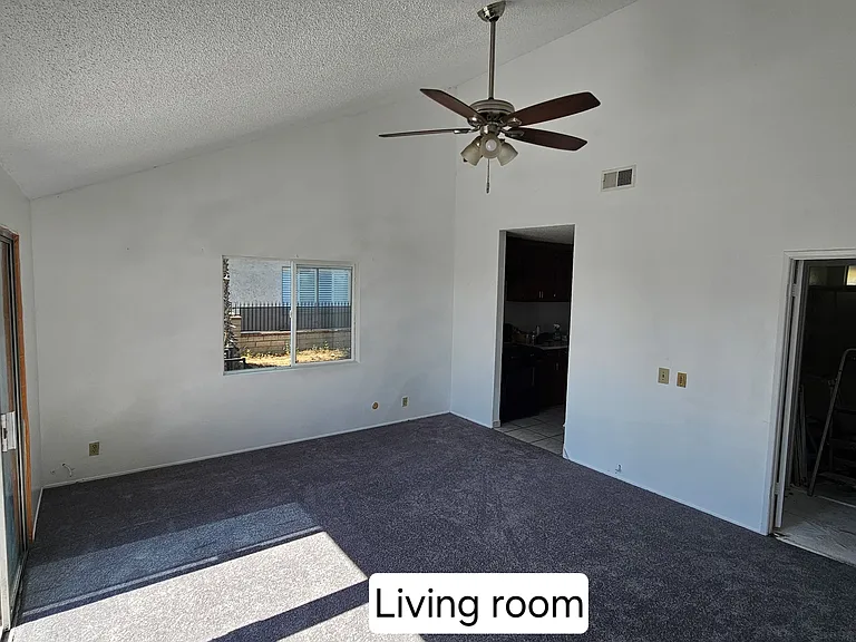 832 Adelita St — Photo 5