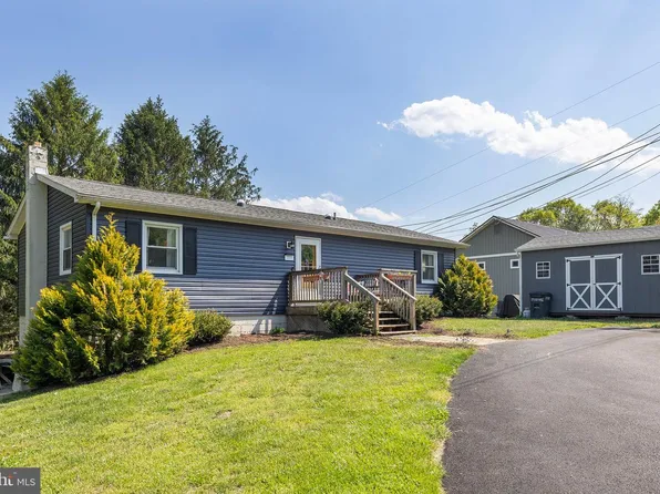 330 Wardensville Grade, Winchester, VA 22602
