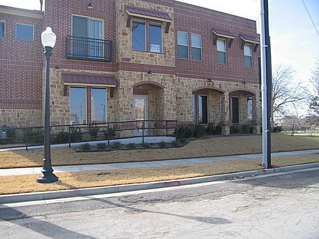 1st image of 713 Grainger St Ste 201