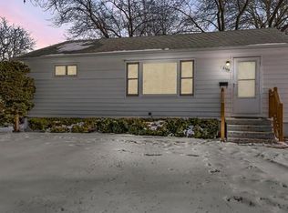 2109 Indian Rd, Waukegan, IL 60087