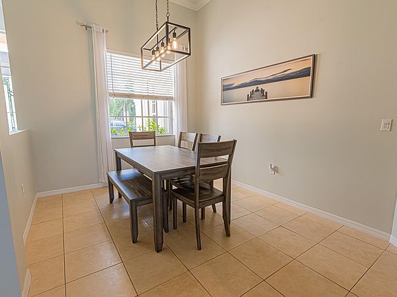 5th image of 625 SW Long Key Court