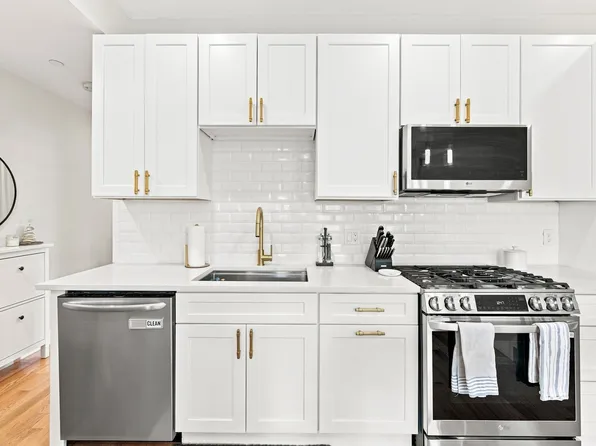 35 Somerset Ave #3A, Winthrop, MA 02152