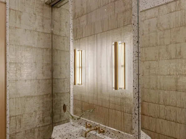 50 Central Park West image 10 of 36