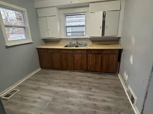 1421 Roosevelt Ave, Lansing, MI 48915