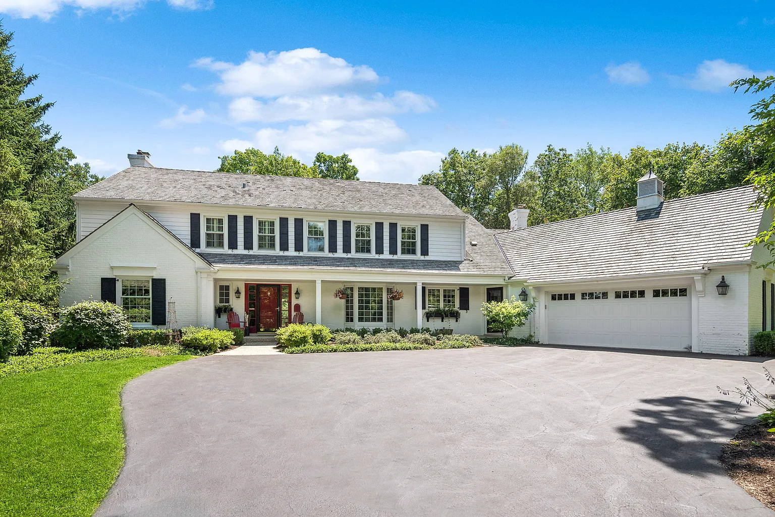 465 Douglas Dr photo 1