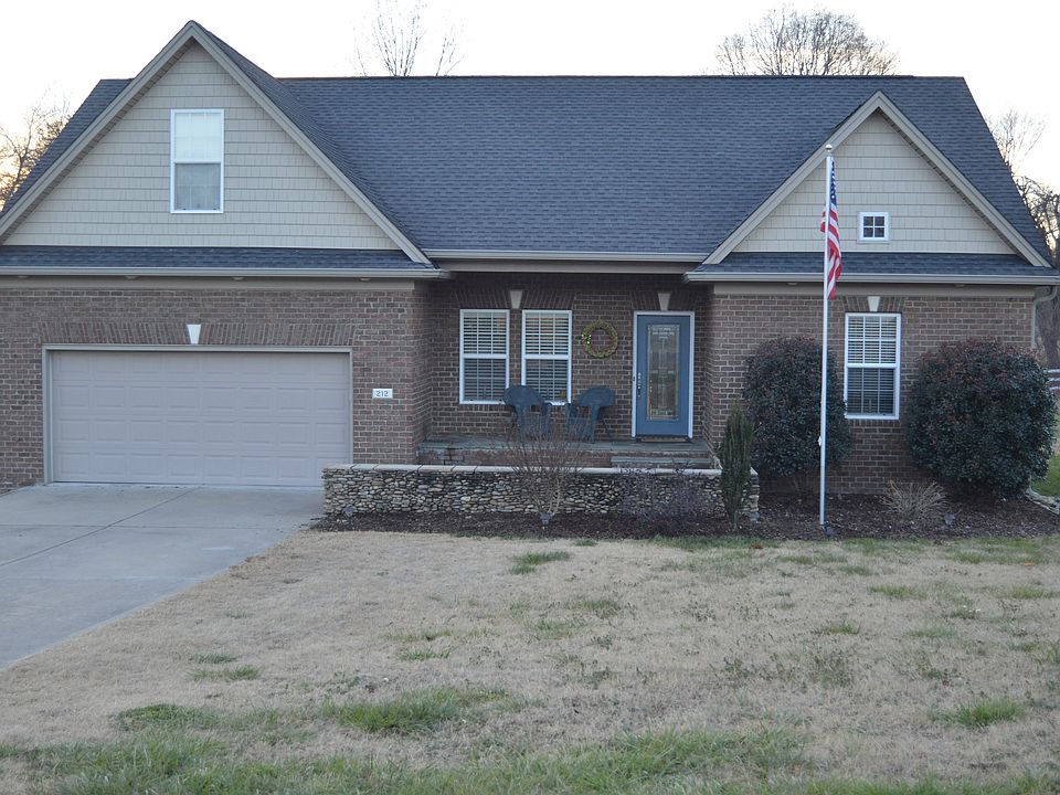 1st image of 212 Cameron Dr