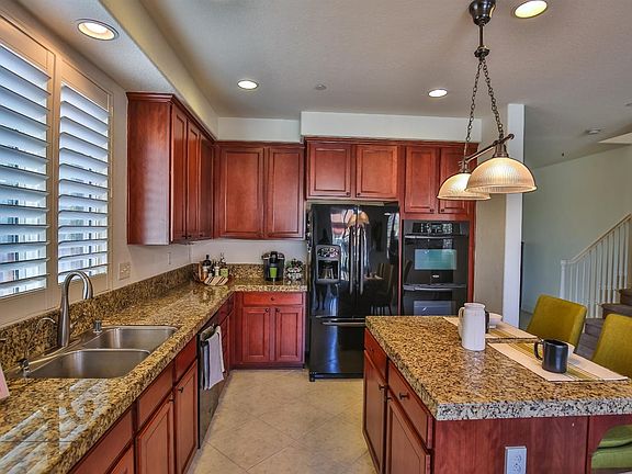 2nd image of 2759 Nicolson Cir