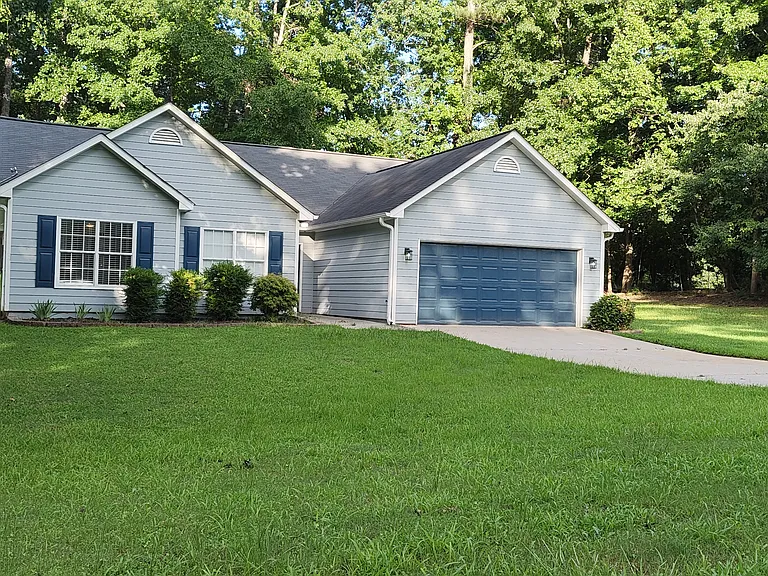 750 Flintlock Dr — Photo 2