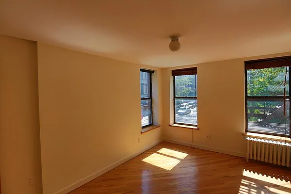 Rented by Modlin Group | media 15