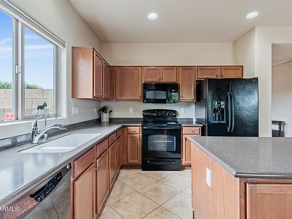 5th image of 26017 W Potter Dr