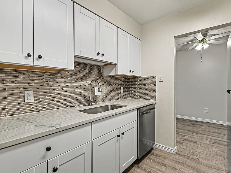 7995 E Mississippi Ave #J6 — Photo 10