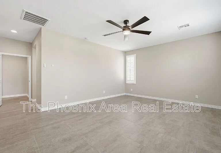 39725 N Hailey Ln — Photo 20