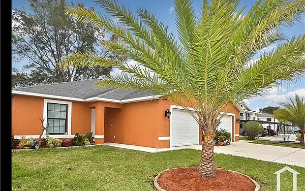 3 bed, 1250 sqft, $1,950 — Photo 3