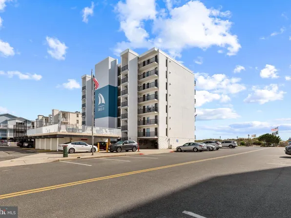 2 133rd St Unit 105, Ocean City, MD 21842