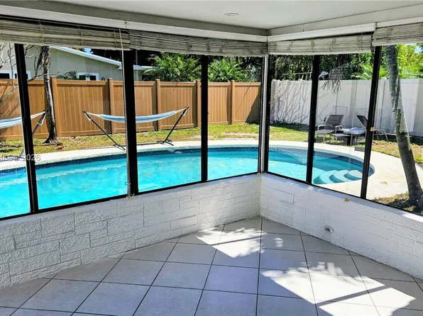 4360 NE 13th Ave, Fort Lauderdale, FL 33334