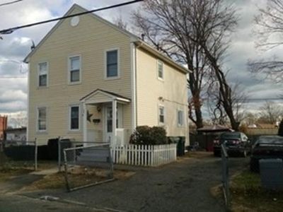27 Hickory St, Springfield, MA, 01105
