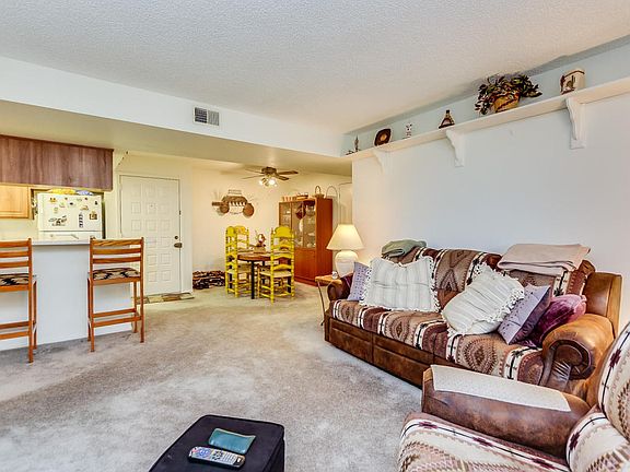 4th image of 540 N May St APT 3055