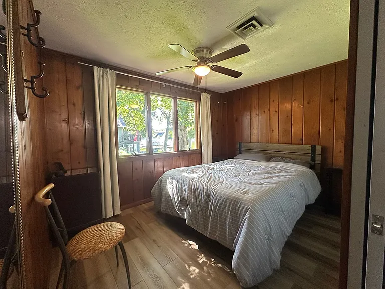 392 E Richardson Springs Rd — Photo 18
