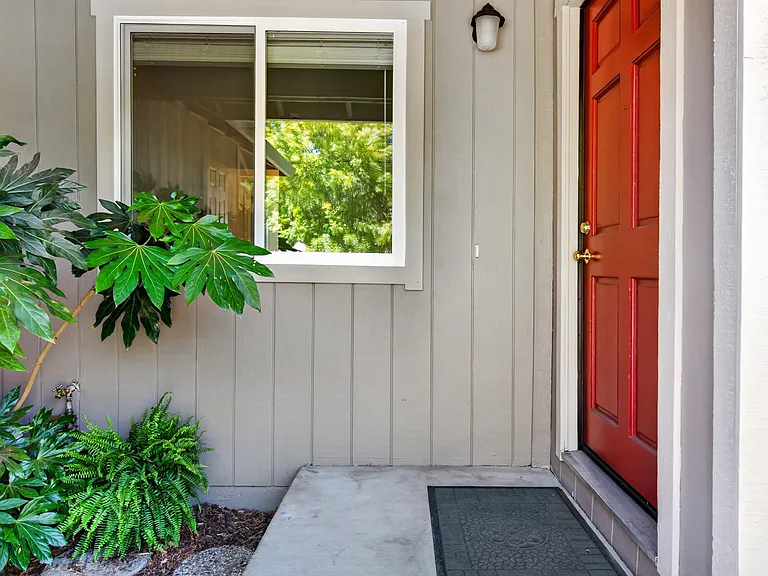 2020 Rivera Dr — Photo 2