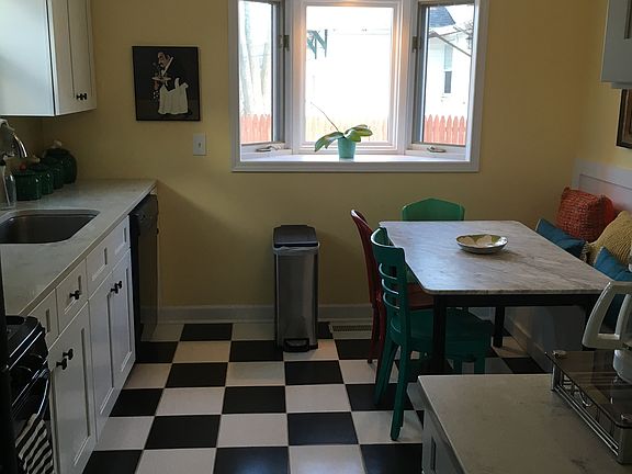 5th image of 116 Englewood St