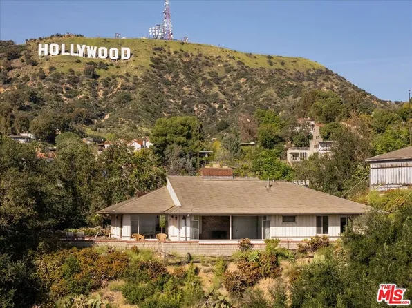 3200 Deronda Dr, Los Angeles, CA 90068