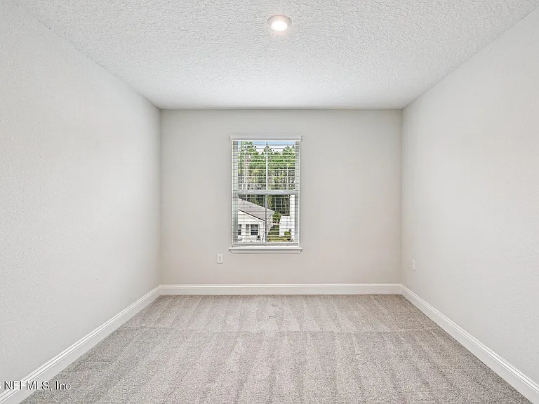 13019 Holsinger Blvd — Photo 38