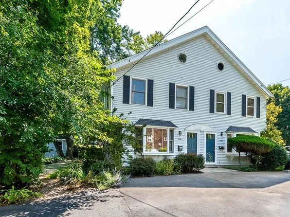 126 Child St #A, Boston, MA 02136