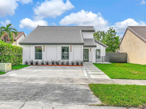 6611 SW 127th Path, Miami, FL 33183