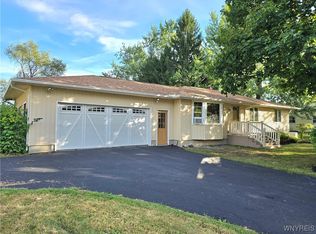 4358 Beach Ridge Rd, North Tonawanda, NY 14120