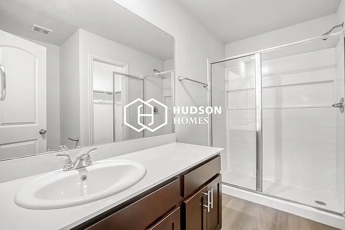 138 Loon Bay Dr — Photo 10