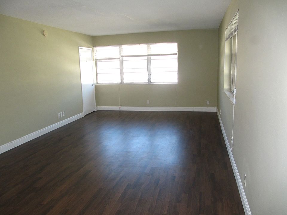 1st image of 1941 NE 51st St APT 28