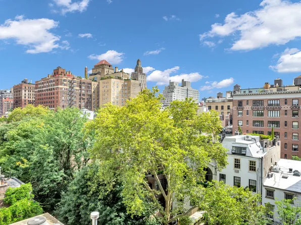 56 West 11th Street image 9 of 13