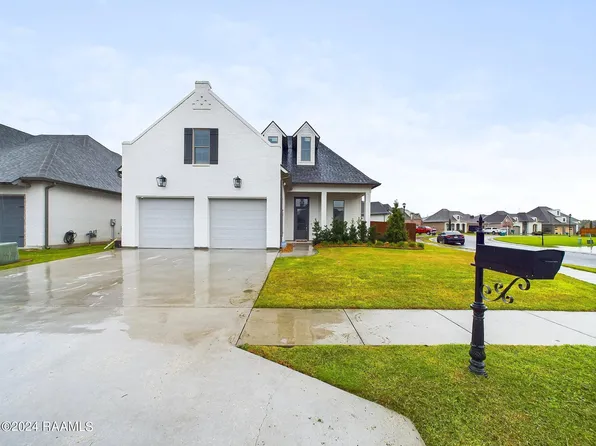 600 Channel Dr, Broussard, LA 70518