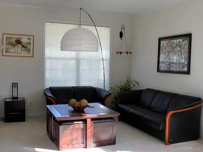 Formal living