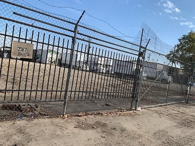 2nd image of 2367 S Taylor Ave