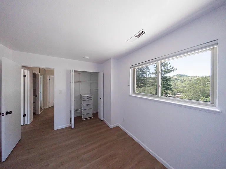 2022 Ascot Dr — Photo 26