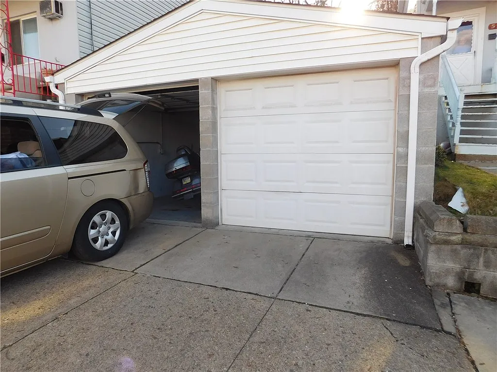 511 Melwood Ave photo 1