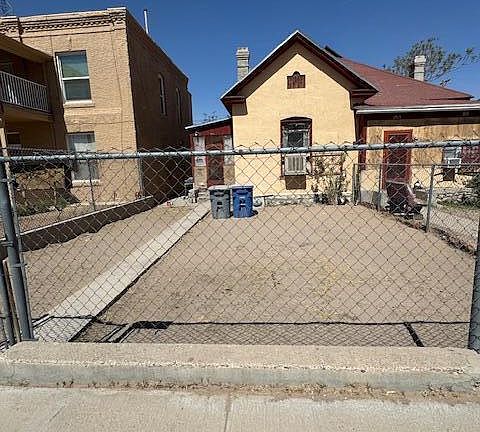 3rd image of 1313 Myrtle Ave