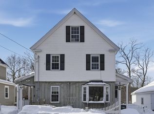 21 River St, Amesbury, MA 01913