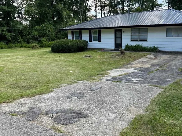 1540 Warren Rd, White Plains, GA 30678