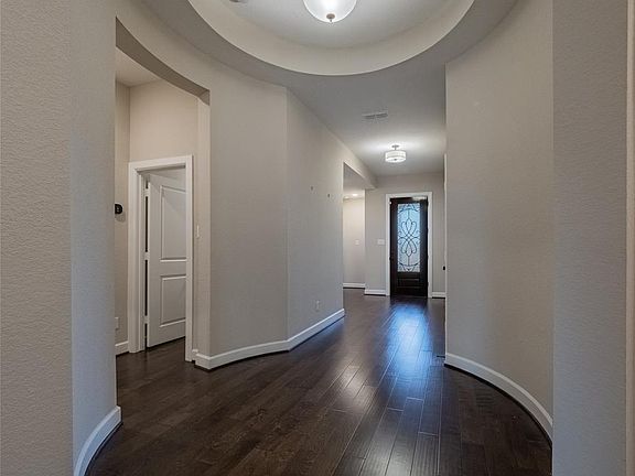 4th image of 10207 Napier Dr