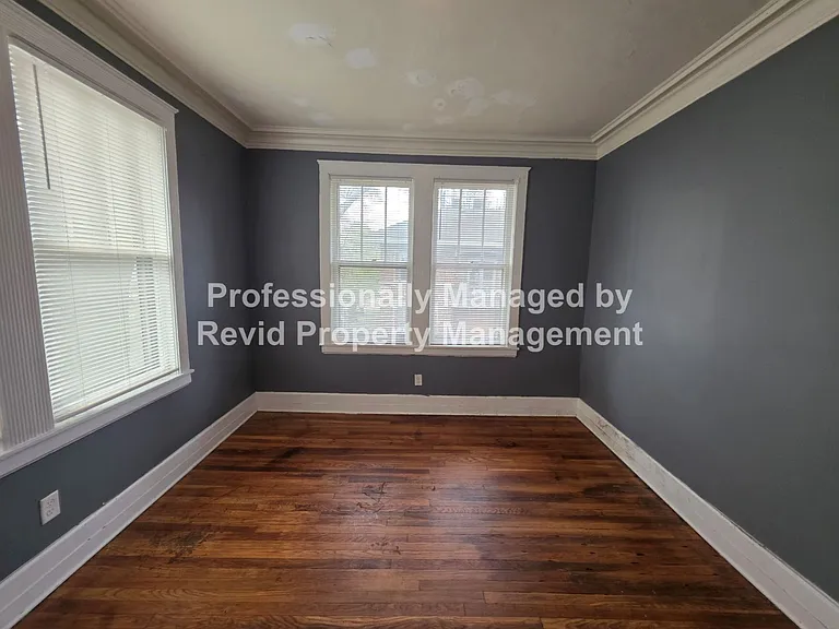 220 S. Cleveland St — Photo 63
